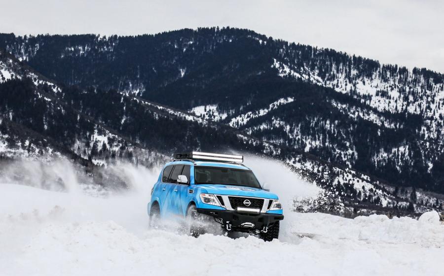  Nissan Armada Snow Patrol 2018 года  (фото 17 из 23)